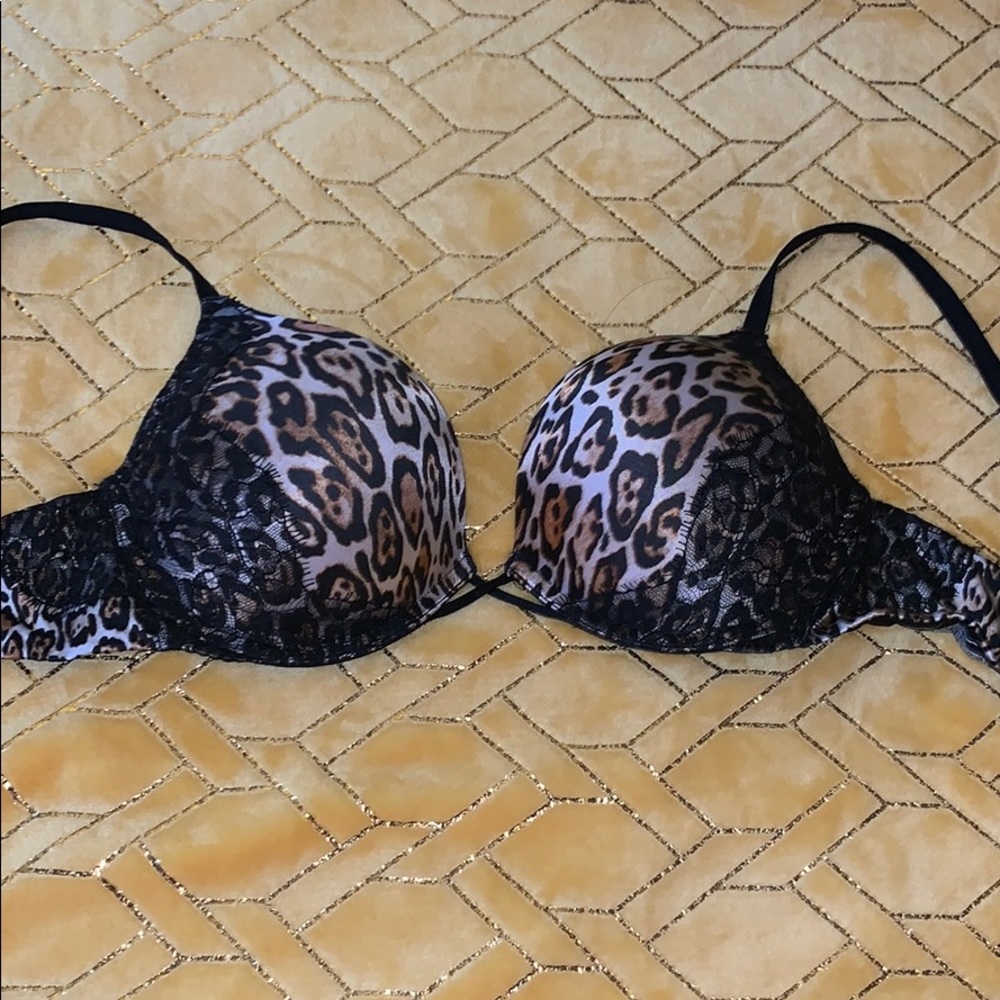 Victoria’s Secret bra..